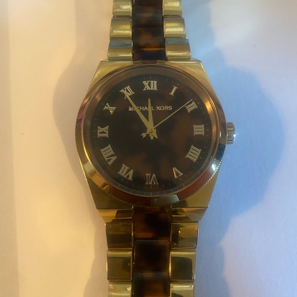 MICHAEL Michael Kors Accessories - MK WATCH. Gold and Brown with Roman Numbers.